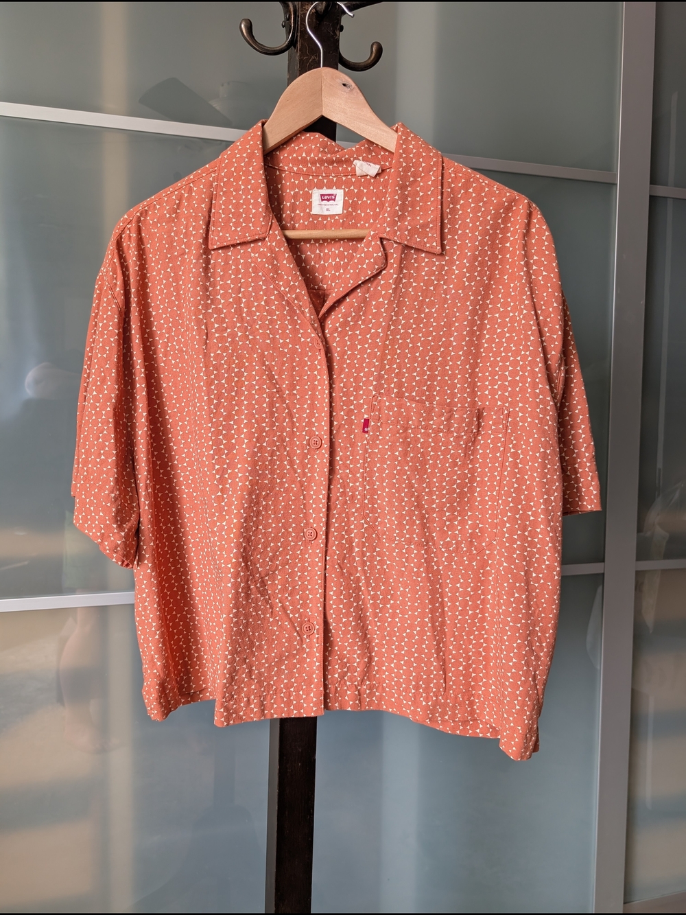 Levi's Short-Sleeve Button-Up Shirt in Rust XL